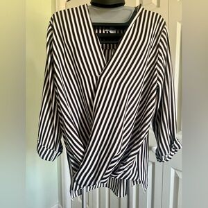 GLAMOROUS womens medium 3/4 sleeve V neck cross front cotton top